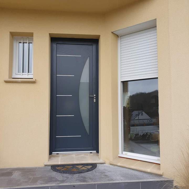 Pose de porte extérieure sur mesure Voisins-le-Bretonneux