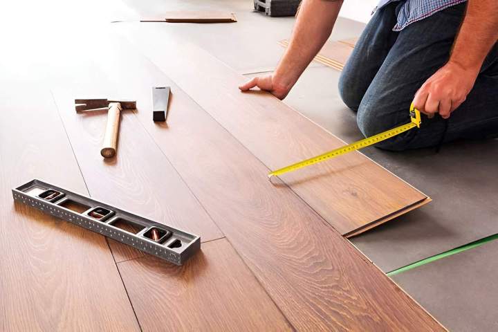 Installation précise et durable de parquet