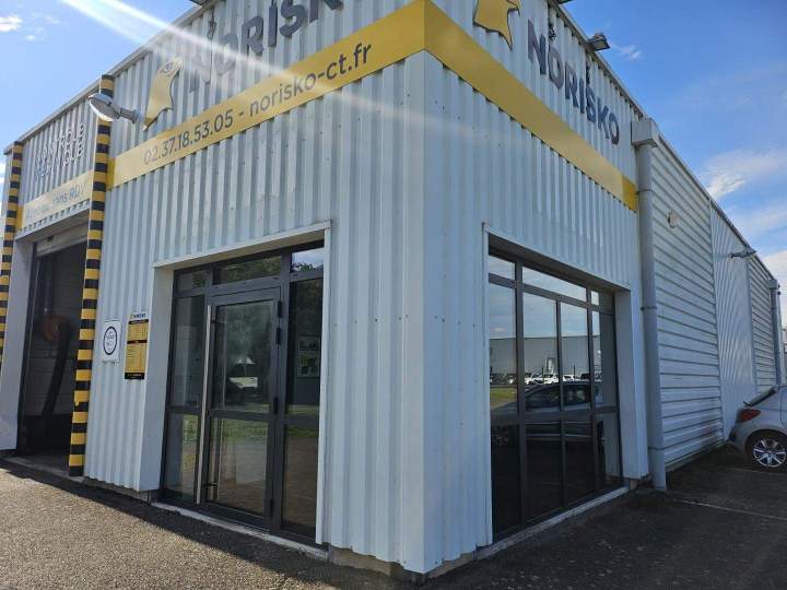 Pose de porte en PVC Voisins-le-Bretonneux